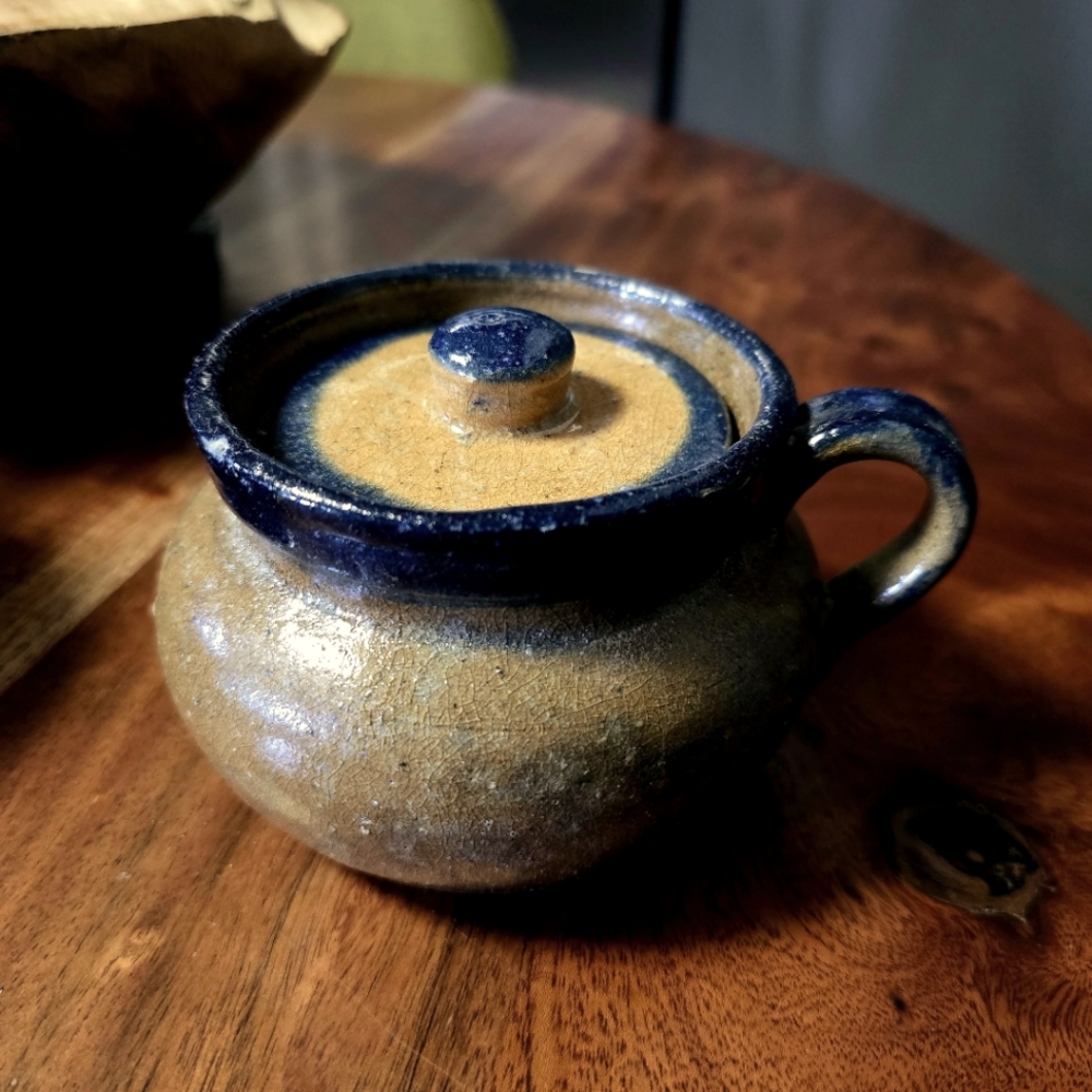 Handmade Ceramic Pot w/ Lid Brown &Blue Vintage 1435